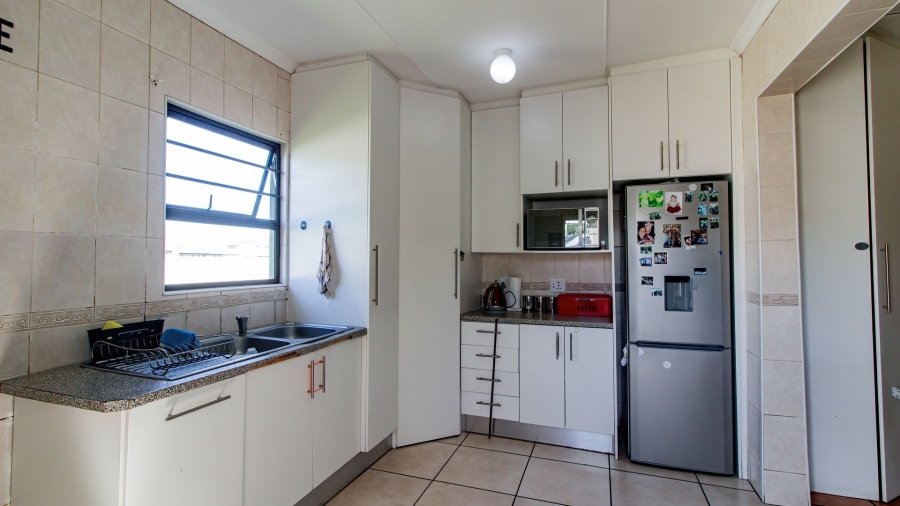 3 Bedroom Property for Sale in Kidds Beach Eastern Cape